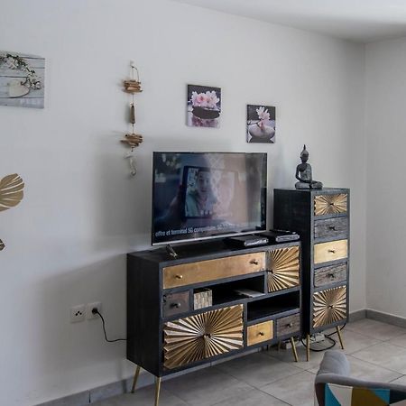 Superbe Studio A La Baie Des Pelicans เลอโกซิเยร์ ภายนอก รูปภาพ