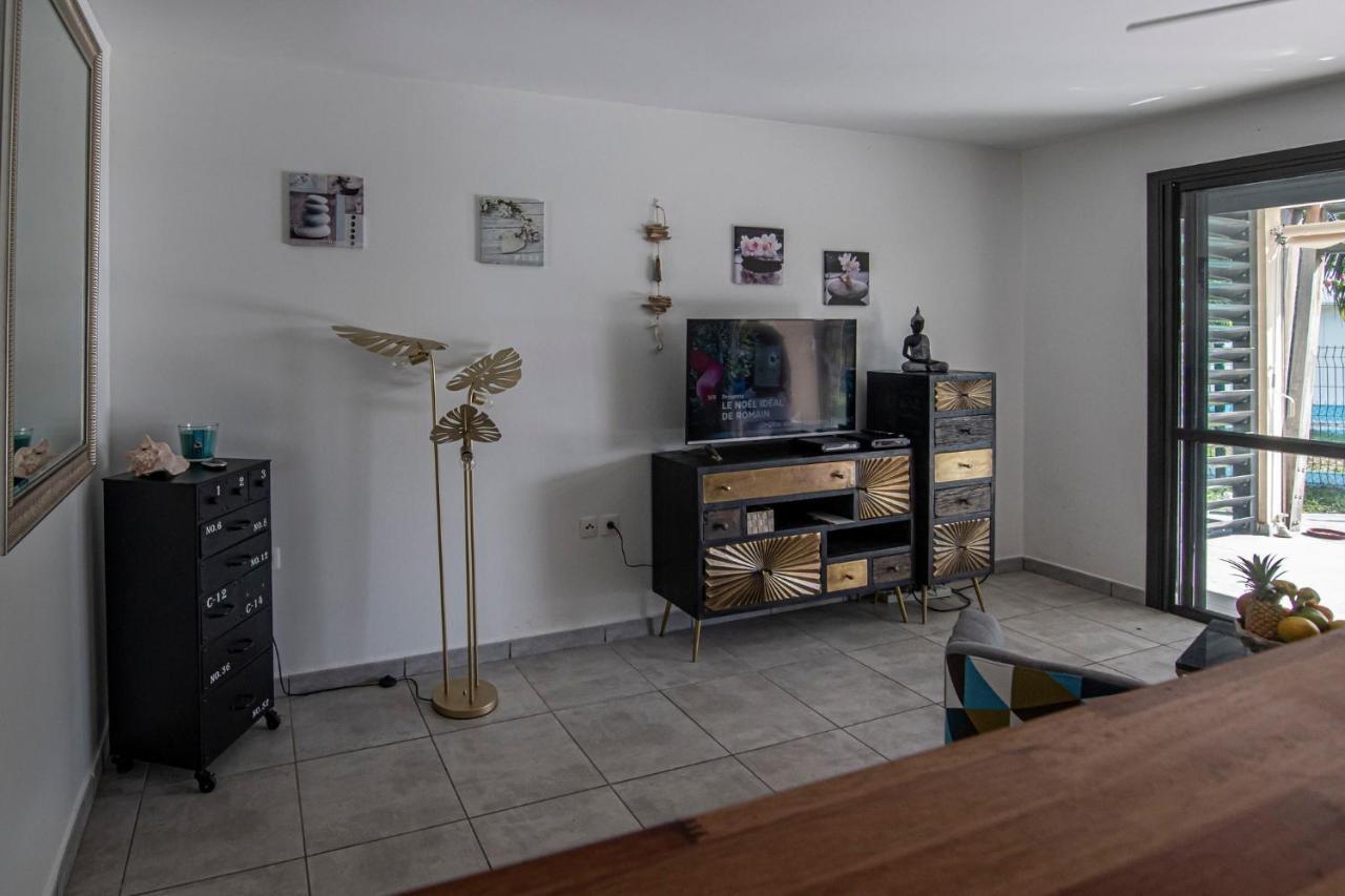 Superbe Studio A La Baie Des Pelicans เลอโกซิเยร์ ภายนอก รูปภาพ